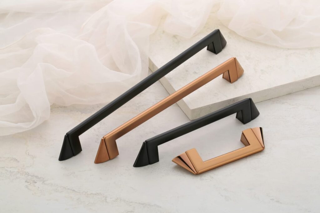 Altitude 7120 Cabinet Handle catalogue product